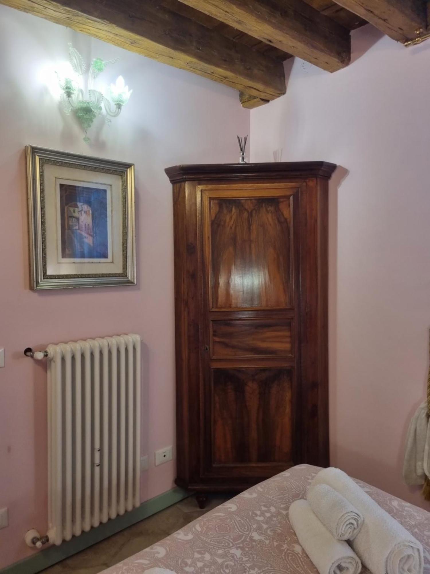 Corte Dell' Angelo, Una Casa Romantica Vicino La Biennale Venedig Exterior foto