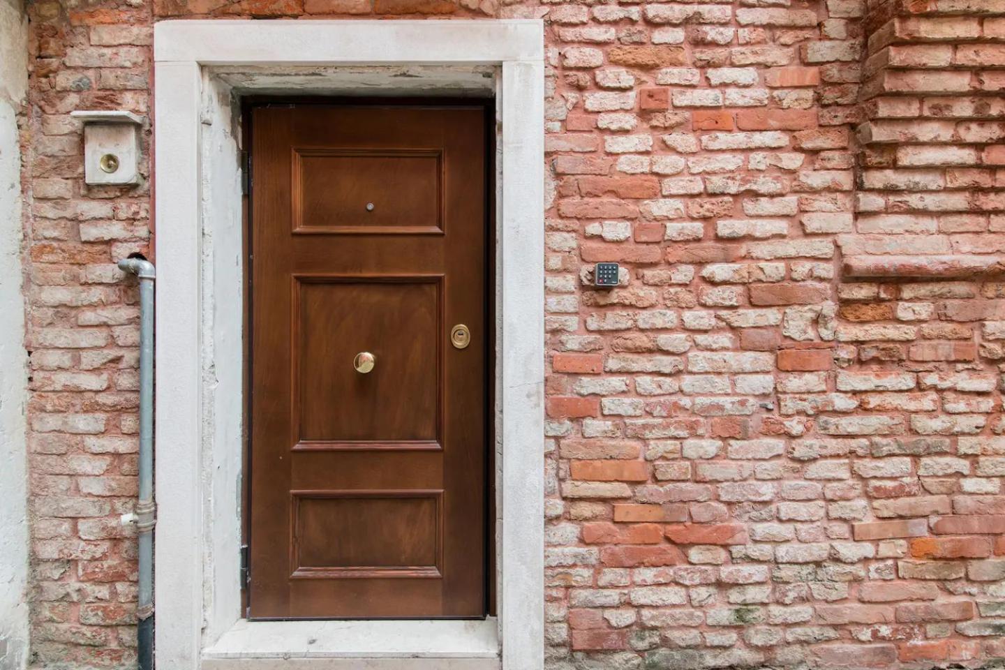 Corte Dell' Angelo, Una Casa Romantica Vicino La Biennale Venedig Exterior foto